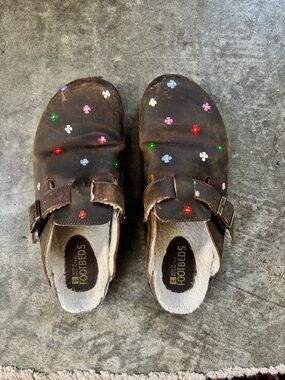 Hand Painted Floral Shearling Lined Brown Leather Clogs